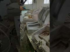 L'olio del fonditore di distacco di superficie asciutto della muffa dell'unità di elaborazione For Car Armrest si apre